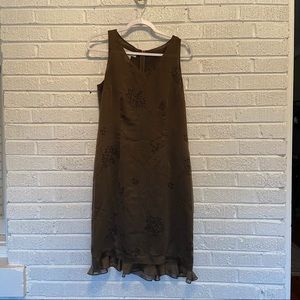 Green 90s inspired midi dress